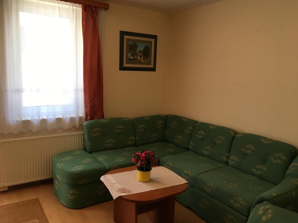 Apartmanhaz Cedrus 8 Zalakaros Exterior photo